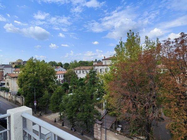 appartamento in vendita a Milano in zona Niguarda
