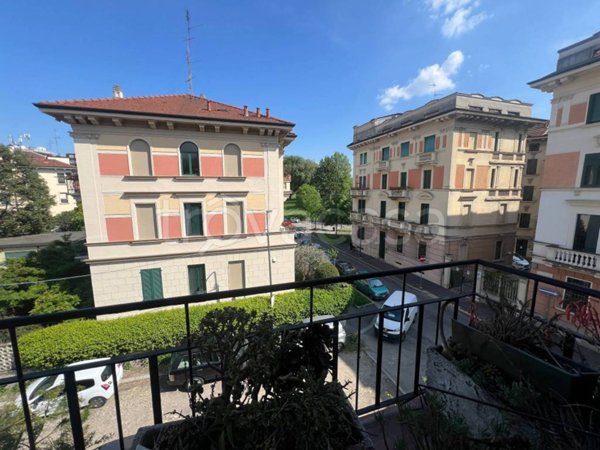 appartamento in vendita a Milano in zona Maggiolina