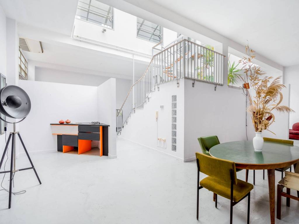 appartamento in vendita a Milano in zona Isola