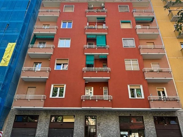 appartamento in vendita a Milano in zona Piazzale Lodi