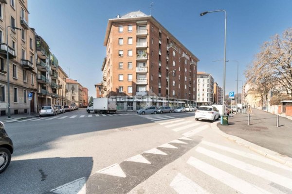 appartamento in vendita a Milano in zona Piazzale Lodi