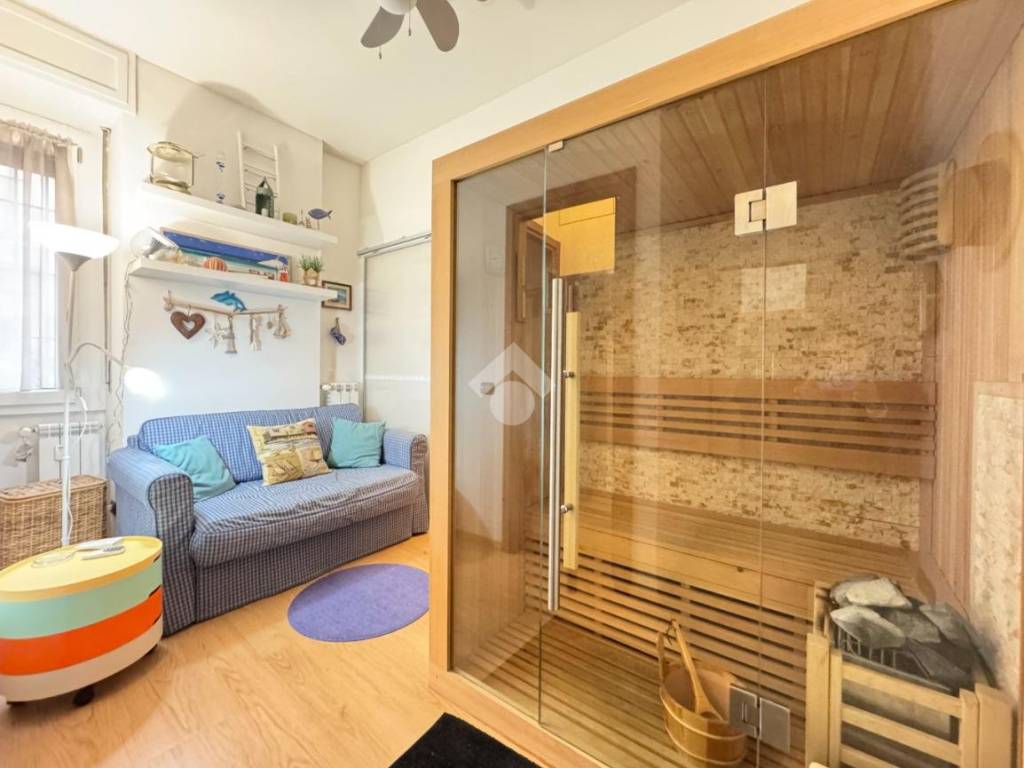 appartamento in vendita a Milano in zona Centro Direzionale