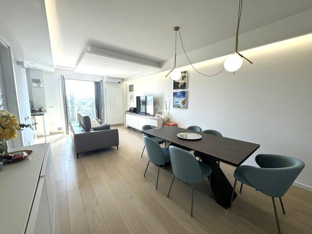 appartamento in vendita a Milano in zona Vigentino