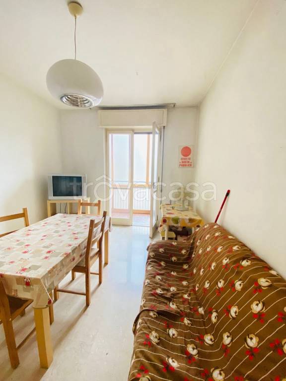 appartamento in vendita a Milano in zona Feltre