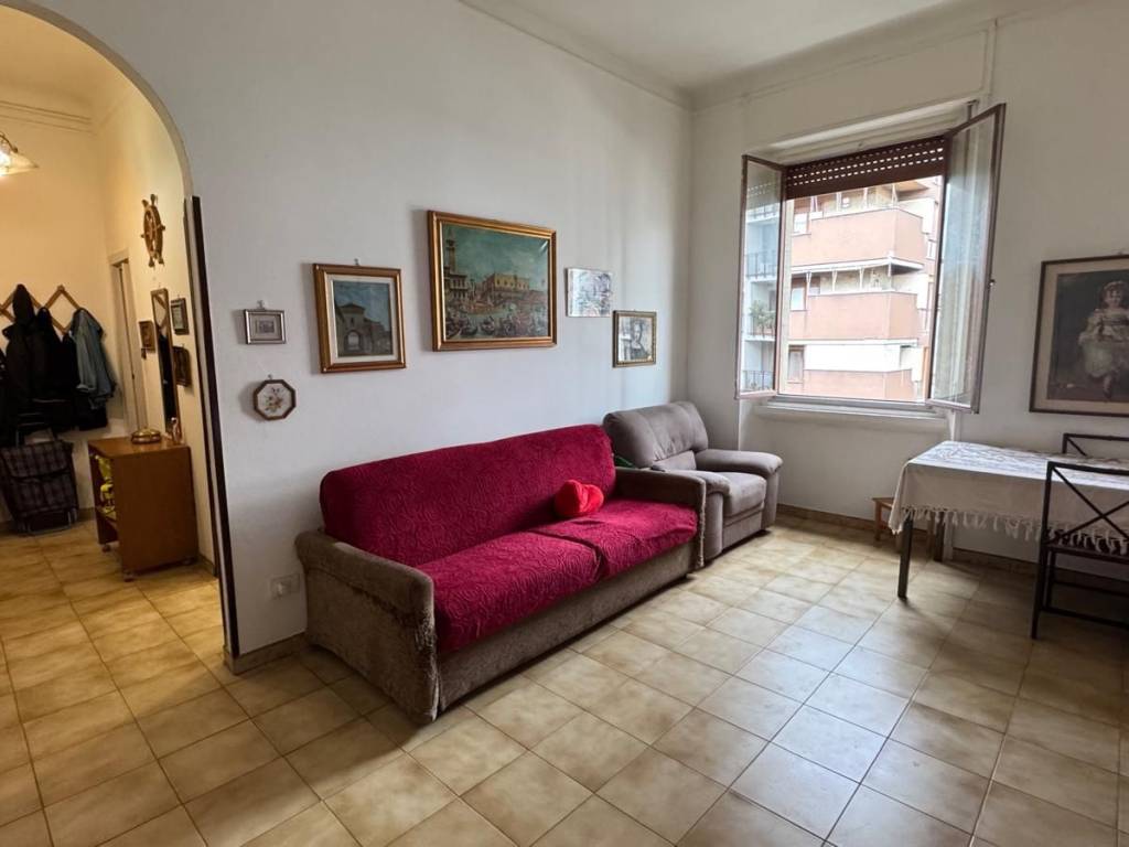 appartamento in vendita a Milano in zona Stadera