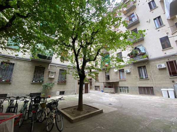 appartamento in vendita a Milano in zona Stadera