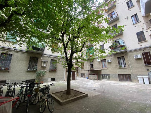 appartamento in vendita a Milano in zona Stadera