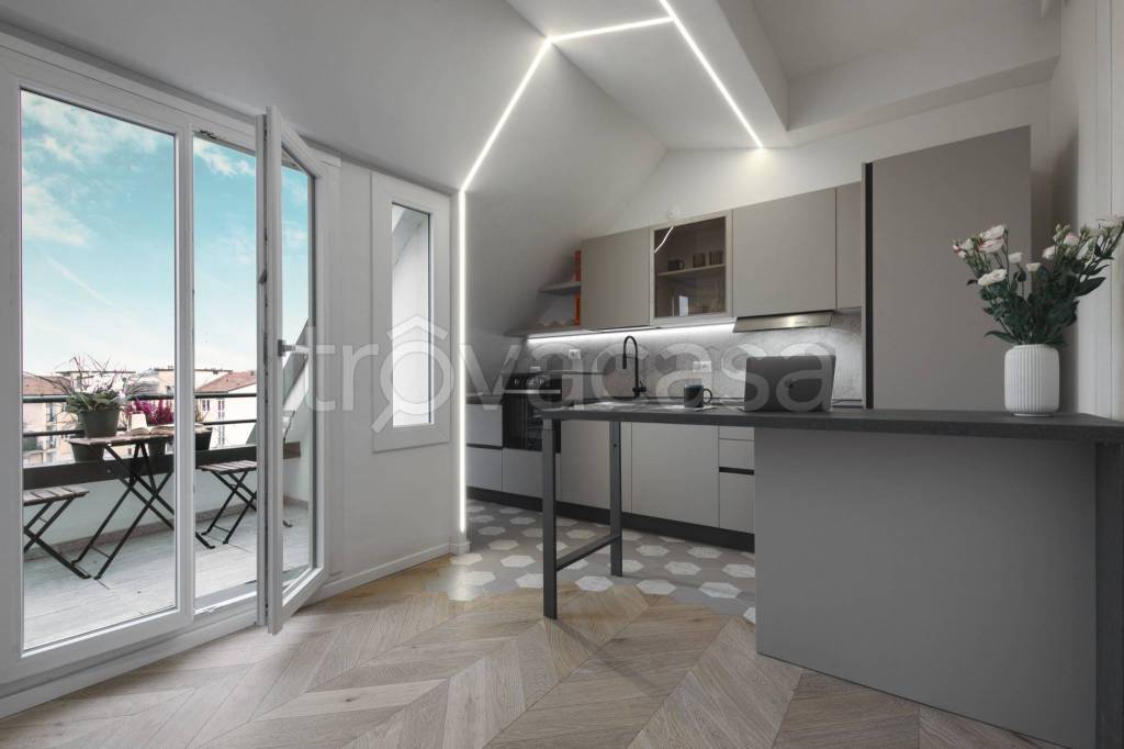 appartamento in vendita a Milano in zona Il Portello