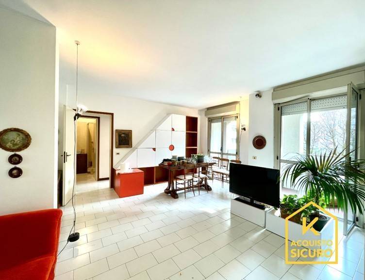 appartamento in vendita a Milano in zona Barona