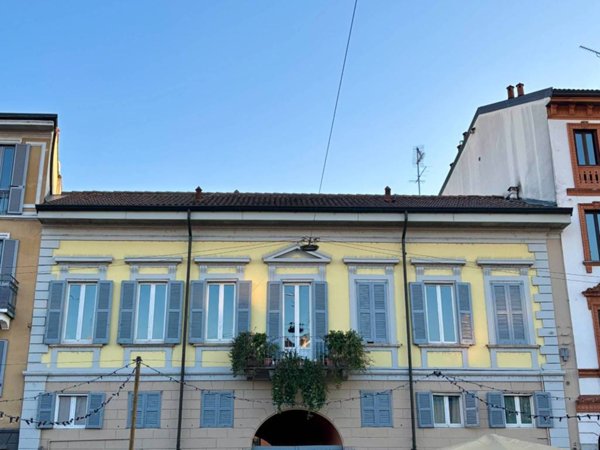 appartamento in vendita a Milano in zona Porta Genova