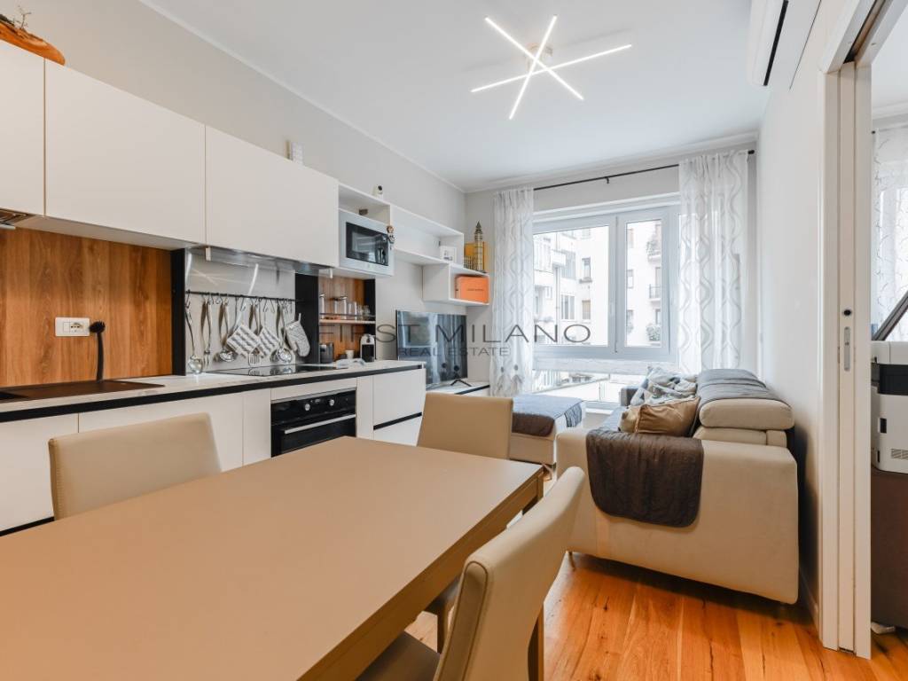 appartamento in vendita a Milano in zona Maggiolina