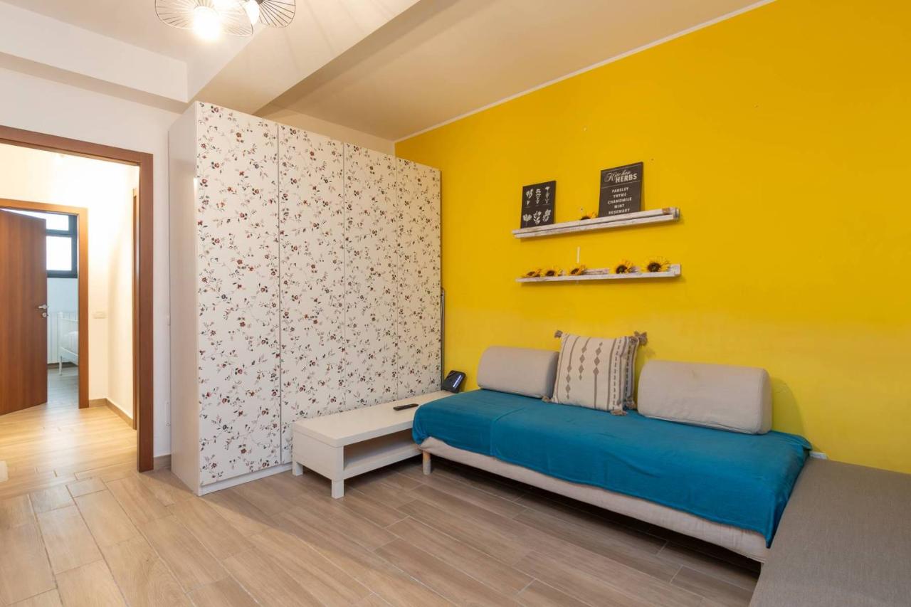 appartamento in vendita a Milano in zona Restocco Maroni