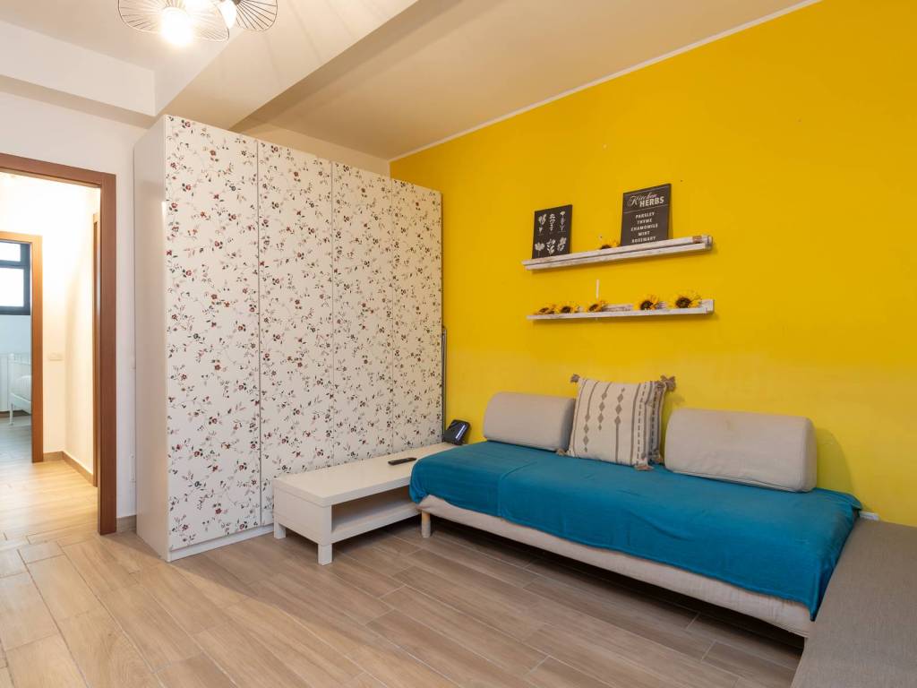 appartamento in vendita a Milano in zona Barona