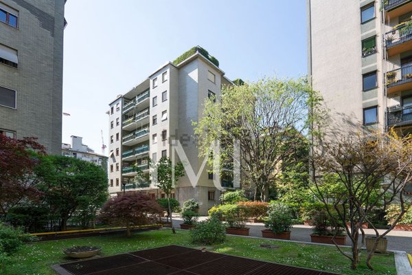 appartamento in vendita a Milano in zona Il Portello