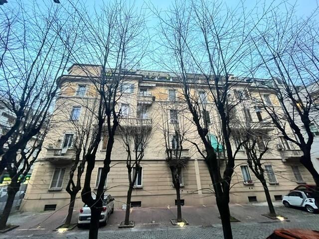 appartamento in vendita a Milano in zona Loreto