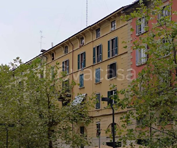 appartamento in vendita a Milano in zona Porta Nuova