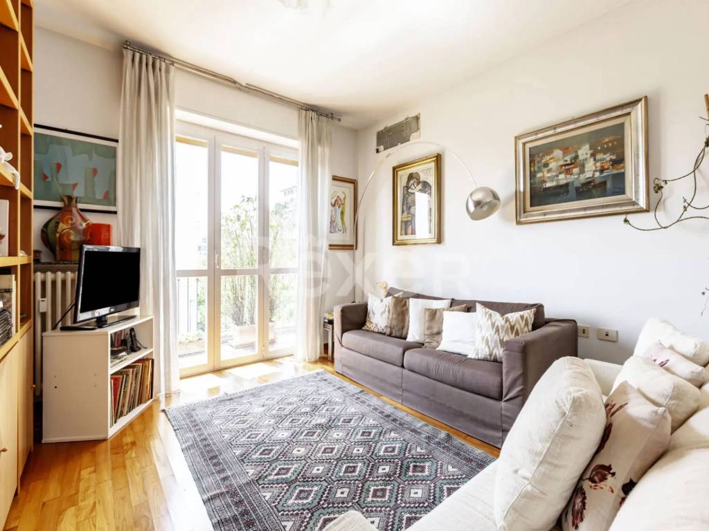 appartamento in vendita a Milano in zona Famagosta