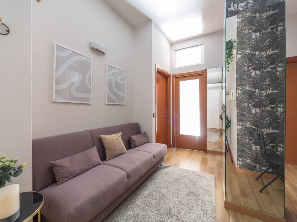 appartamento in vendita a Milano in zona Vigentino