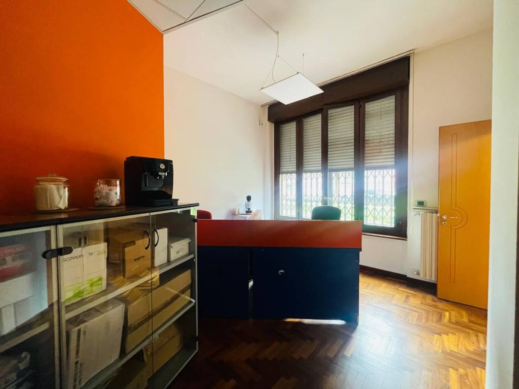 quadrivano in vendita a Milano in zona Greco