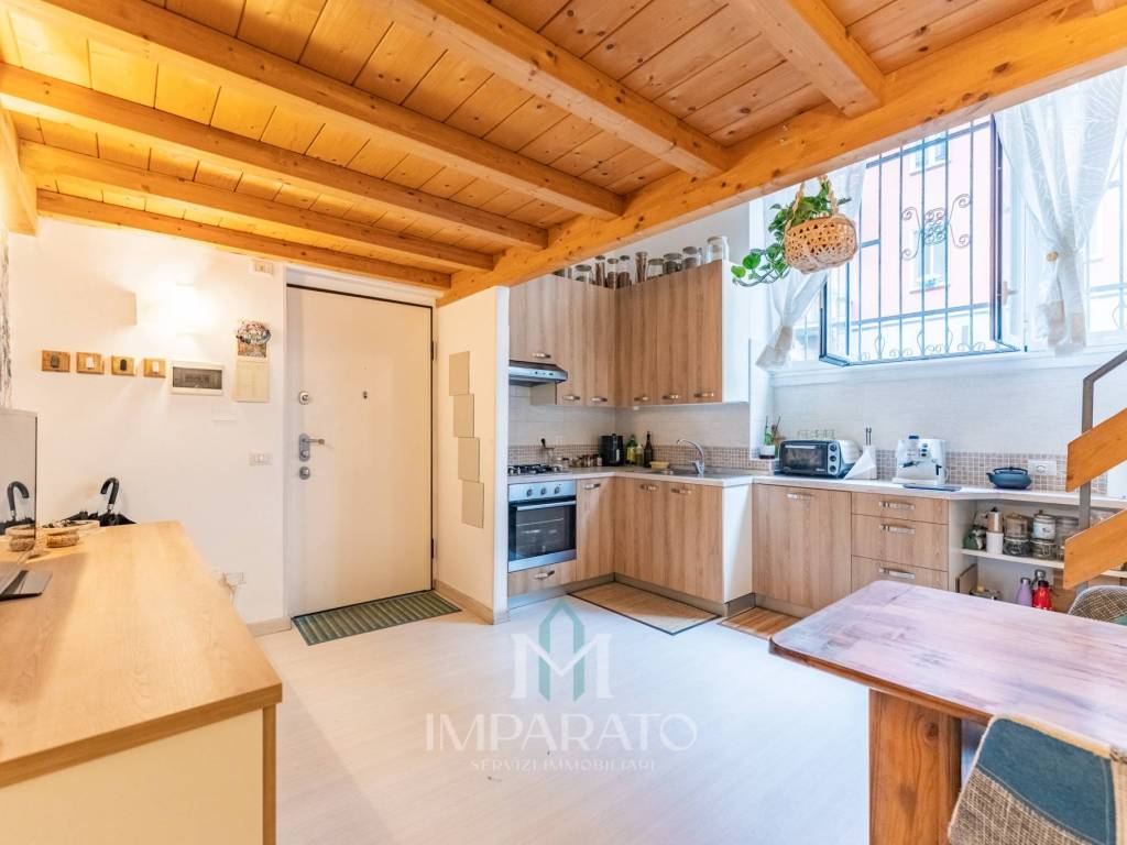 appartamento in vendita a Milano in zona Isola