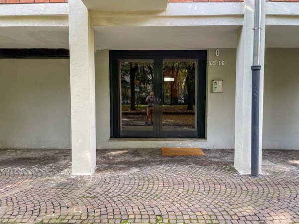 appartamento in vendita a Milano in zona Trenno