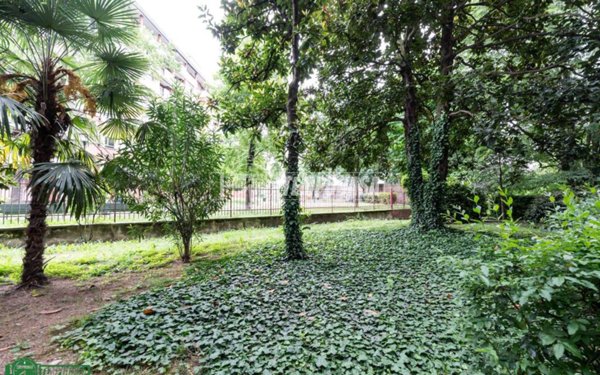 appartamento in vendita a Milano in zona Crescenzago