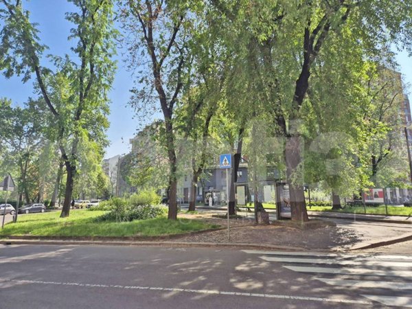 negozio in vendita a Milano in zona Solari