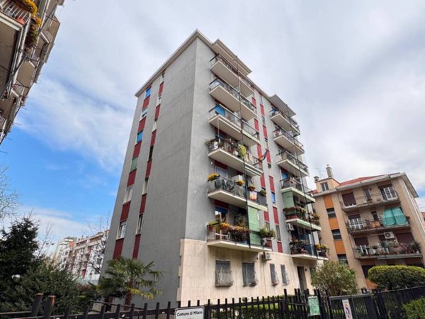 appartamento in vendita a Milano in zona Crescenzago