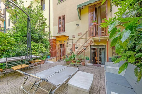 appartamento in vendita a Milano in zona Porta Vittoria