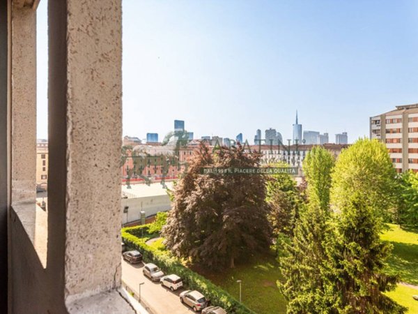 appartamento in vendita a Milano in zona Isola