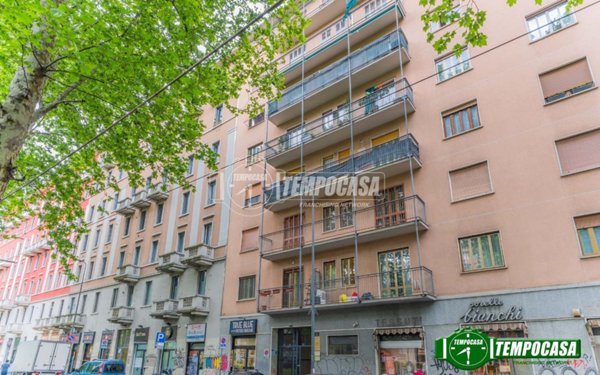 appartamento in vendita a Milano in zona Montalbino