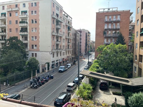 appartamento in vendita a Milano in zona Solari