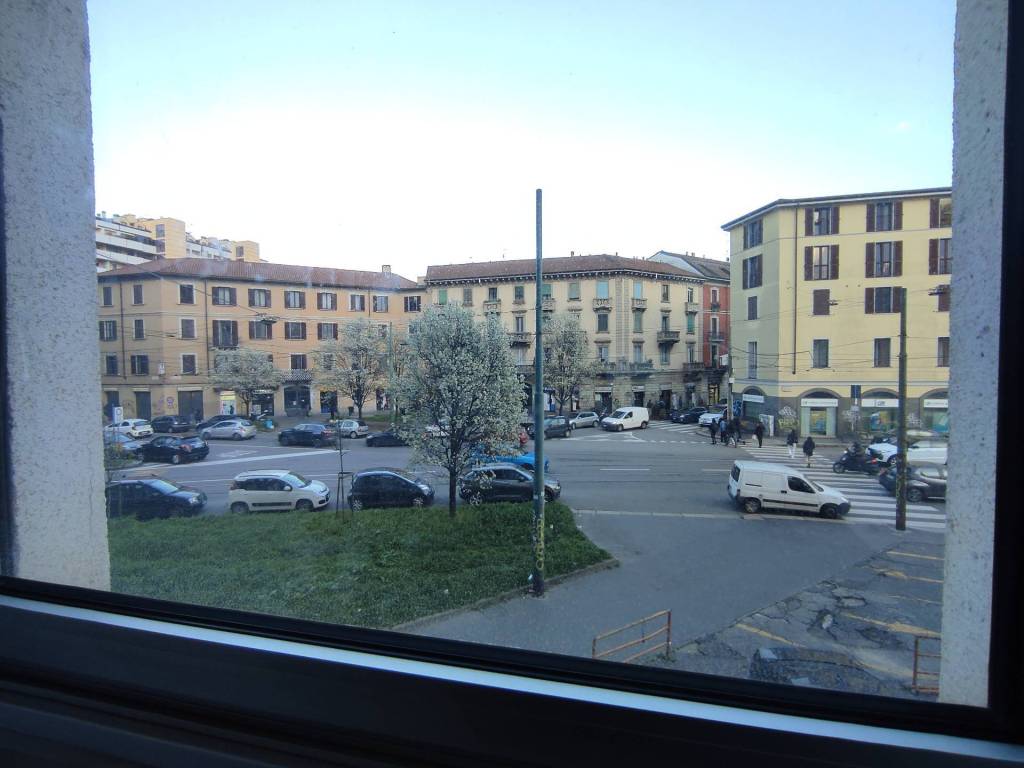 appartamento in vendita a Milano in zona Isola