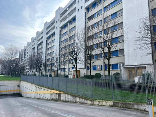casale in vendita a Milano in zona Barona