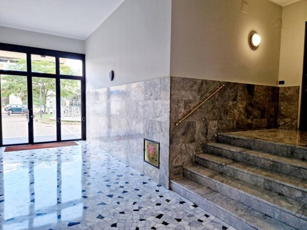 appartamento in vendita a Milano in zona Loreto