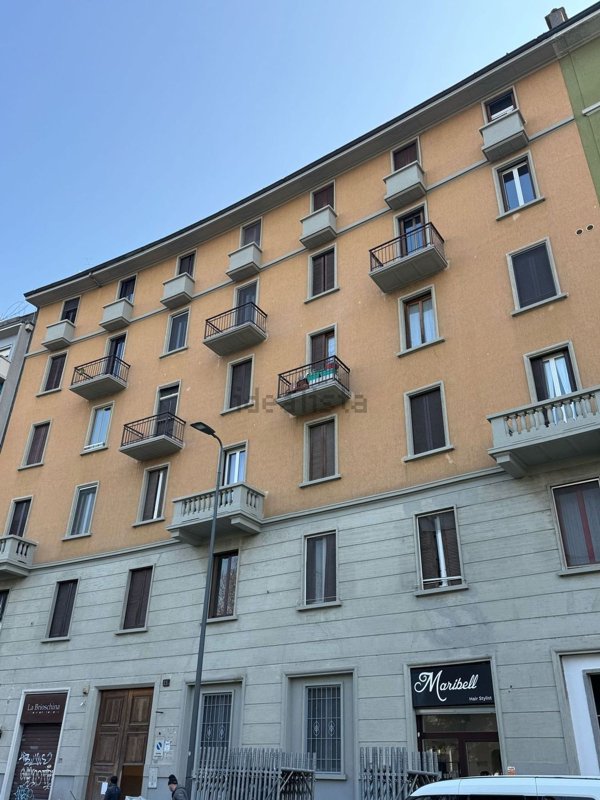appartamento in vendita a Milano in zona Stadera
