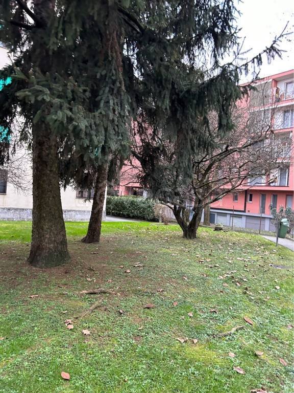 appartamento in vendita a Milano in zona Corvetto