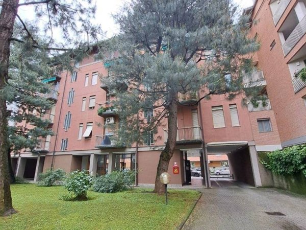 appartamento in vendita a Milano in zona Niguarda