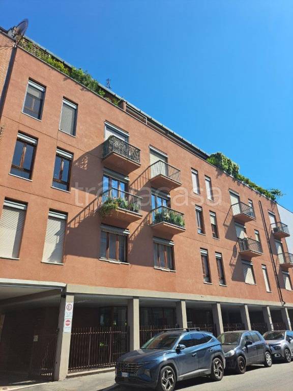appartamento in vendita a Milano in zona Niguarda