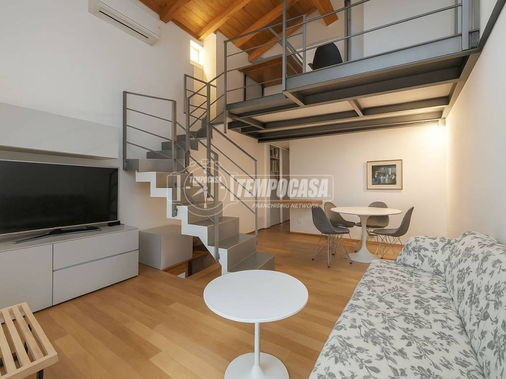 appartamento in vendita a Milano in zona Porta Venezia