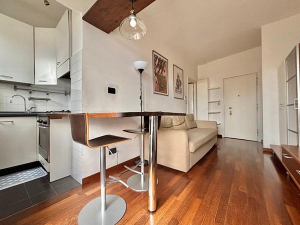 appartamento in vendita a Milano in zona Cagnola