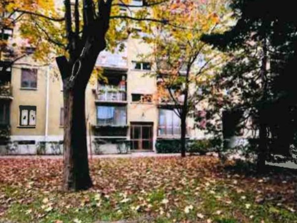 appartamento in vendita a Milano in zona Baggio
