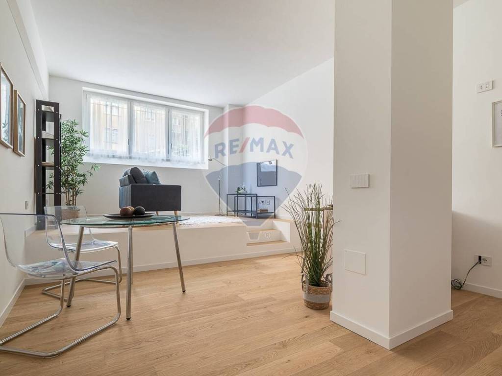 appartamento in vendita a Milano in zona Porta Ticinese