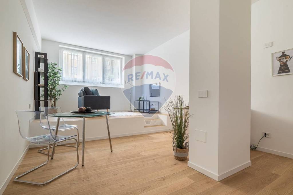 appartamento in vendita a Milano in zona Porta Ticinese