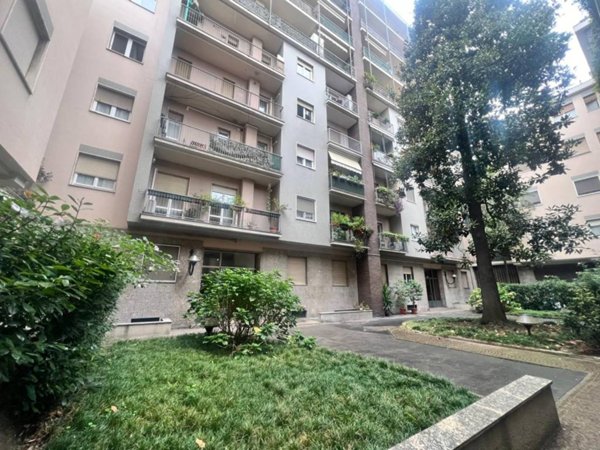 appartamento in vendita a Milano in zona Isola