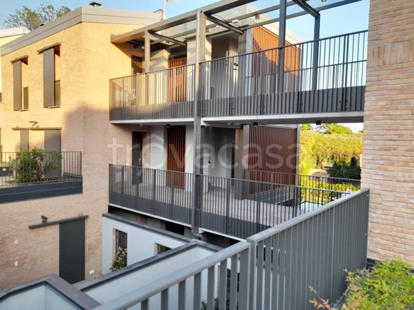 appartamento in vendita a Milano in zona Corvetto