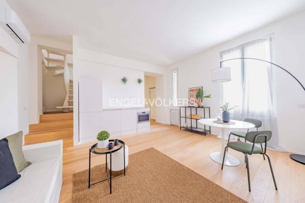 appartamento in vendita a Milano in zona Isola