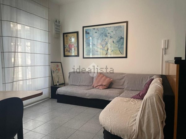 appartamento in vendita a Milano in zona Lorenteggio