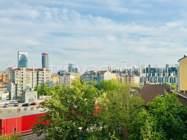 appartamento in vendita a Milano in zona Il Portello