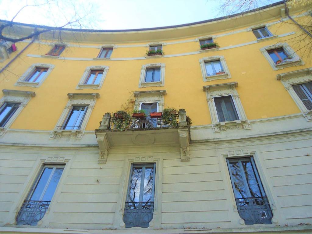 appartamento in vendita a Milano in zona Isola
